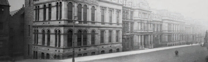 LONDON CITY BUSINESS COLLEGE College building in Chambers Street, London, black and white